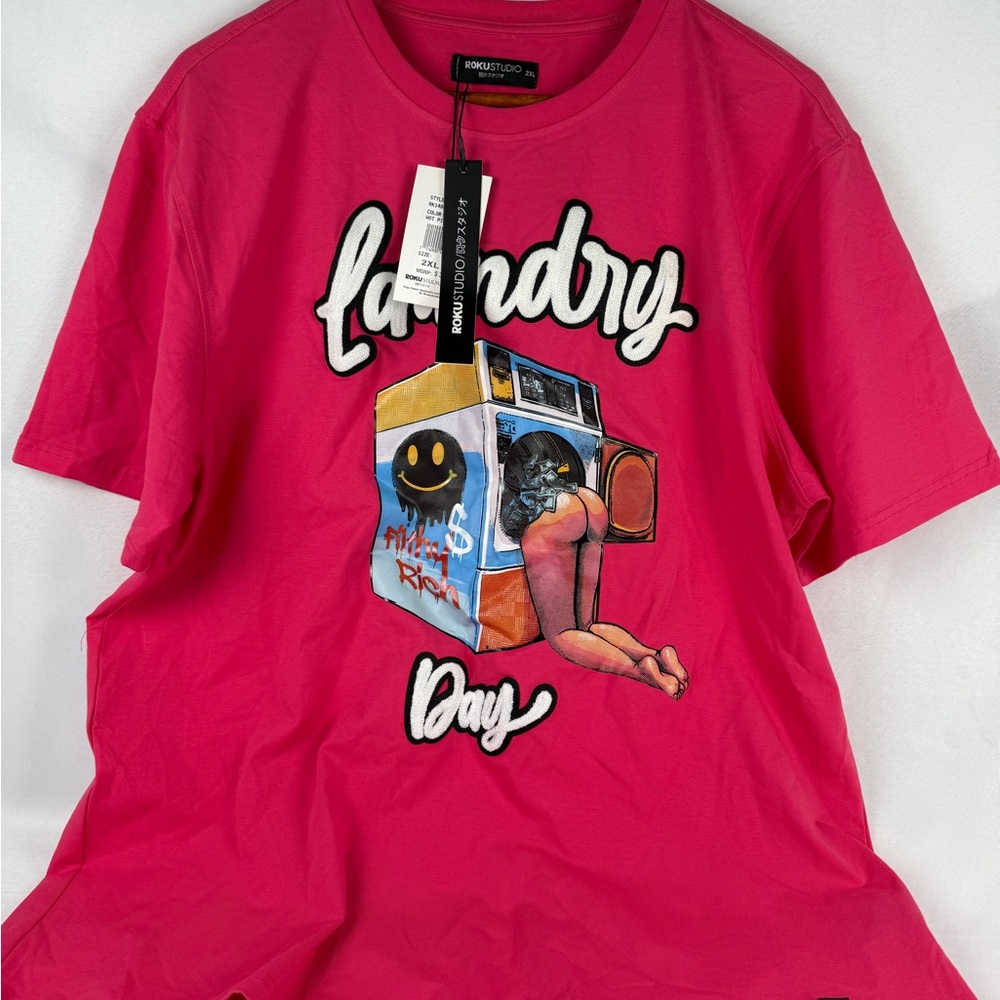 Pink Graphic T-Shirt with Laundry Day Design 2xl